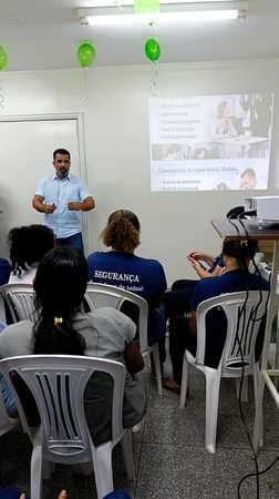 Left or right whatsapp image 2026 04 17 at 15.33.29 2 